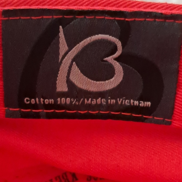 KBethos red textured baseball hat. - Picture 5 of 6